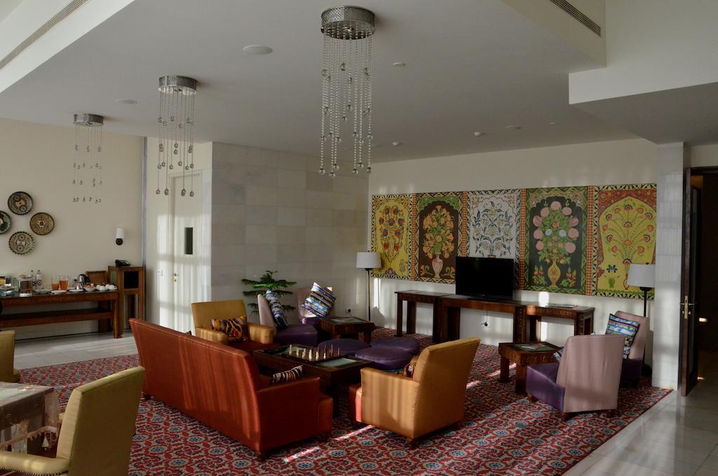 Dushanbe Serena Hotel Exterior photo
